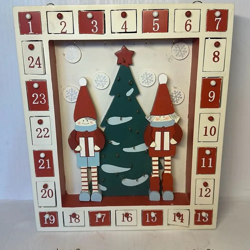 Department 56 Wooden Advent Calendar with 24‎ Miniatures to Hang